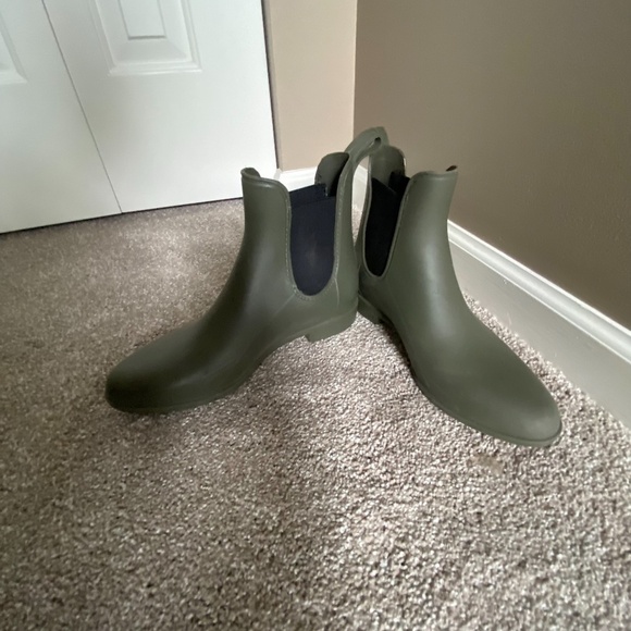 Capellini New York Rain Boots - Picture 3 of 7